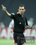Fussball Pokal Finale: Schalke - Bayern, Schiedsrichter MEYER