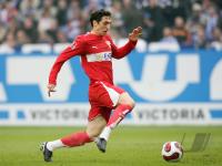Fussball 1. Bundesliga: Stuttgart, HILBERT Einzelaktion