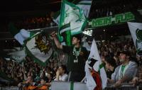 FUSSBALL  DFB Pokal Halbfinale; JUBEL  FANS SV Werder Bremen