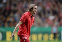 Fussball DFB Pokal 2. Runde 13/14: Trainer Thomas Schneider (VfB Stuttgart)