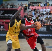 Basketball 2. Bundesliga 24/25: Tigers Tuebingen - Artland Dragons