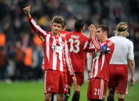 Fussball Champions League  Saison 2010/2011: (v. li.) Thomas Mueller, Philipp Lahm (FC Bayern Muenchen)