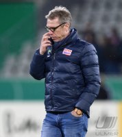 Fussball DFB Pokal Achtelfinale 14/15: Trainer Peter Stoeger (1. FC Koeln)