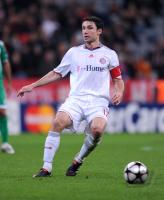 FUSSBALL  International CHL 09/10  Mark van Bommel (FCB)