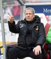 Fussball  1. Bundesliga  14/15: Trainer Lucien Favre (Borussia Moenchengladbach)