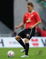 Fussball, 1. Bundesliga, Saison 2010/2011: Mainz, POLANSKI am Ball