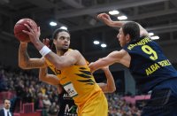 Basketball 1. Bundesliga 16/17 Hauptrunde: Walter Tigers Tuebingen - Alba Berlin
