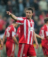Fussball Champions League  Saison 2010/2011:Mark van Bommel (FC Bayern Muenchen)