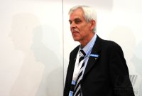 2. Fussball Bundesliga: Praesident Dieter Schneider (TSV 1860 Muenchen)
