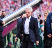 Fussball 1. Bundesliga Saison 17/18: FC Bayern Muenchen - SC Freiburg