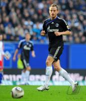 FUSSBALL, 1. BUNDESLIGA, 27. Spieltag: Schalke, RAKITIC am Ball