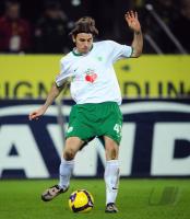 FUSSBALL 1. BUNDESLIGA: Wolfsburg, BARZAGLI Einzelaktion