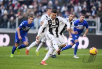 FUSSBALL SERIE A 2018/2019: Juventus Turin - Sampdoria Genua