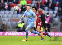 Fussball 1. Bundesliga Saison 21/22: FC Bayern Muenchen -  SC Freiburg