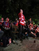 Fussball: Fans fiebern in der Paulaner Gaststaette am Nockherberg