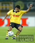 FUSSBALL International: BVB, FERNANDEZ Einzelaktion