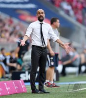 Fussball 1. Bundesliga Saison 15/16: FC Bayern Muenchen - Bayer 04 Leverkusen