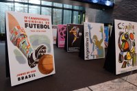 FUSSBALL International  Ausstellung FIFA WM Plakate