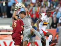 Fussball WM 2006: Angola - Portugal