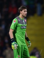 Fussball  1. Bundesliga  13/14: Torwart Fabian Giefer (Fortuna Duesseldorf)