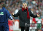 FUSSBALL 1. Bundesliga SC Trainer Volker Finke