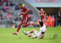 Fussball 1. Bundesliga Saison 21/22: FC Bayern Muenchen -  1. FC Koeln