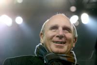 Fussball 1. Bundesliga: Berlin: FAVRE und  HOENESS