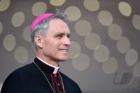 Rom Generalaudienz; Kurienerzbischof Georg Gaenswein