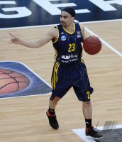 Basketball 1. Bundesliga 2011/2012:  Walter Tigers Tuebingen - Alba Berlin