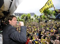 Fussball Deutscher Meister 2010/2011 Borussia Dortmund: Meisterfeier auf dem Borsigplatz