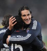 Fussball Bundesliga  Ze Roberto und  TONI  ( Bayern Muenchen)