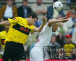 Fussball 1. Bundesliga: Dortmund - Nuernberg, Zweikampf