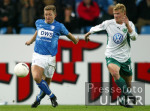 Fussball Bundesliga: Bochum - Wolfsburg, Zweikampf