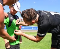 Fussball Relegation zur Oberliga, Rueckspiel 21/22: FC Holzhausen - FC Denzlingen