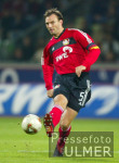 FUSSBALL 1. Bundesliga: Leverkusen, NOWOTNY Einzelaktion