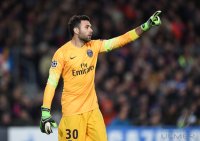Fussball CHL  Saison 2014/2015: Torwart Salvatore Sirigu (Paris Saint-Germain)