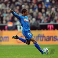 Fussball 1. BL Bayern-Hoffenheim; Zweikampf