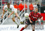 Fussball 2. Bundesliga: Frankfurt - Reutlingen, Zweikampf