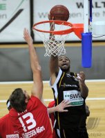 Basketball  1. Bundesliga  11/12  Walter Tigers Tuebingen - LTI Giessen 46ers