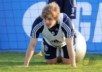 Fussball 1. Bundesliga 11/12: FC Schalke Training in Doha