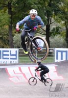 3 in One Treffpunkt unter der B28 Bruecke in Tuebingen