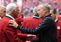 Fussball 1. Bundesliga Saison 16/17: FC Bayern Muenchen - SC Freiburg