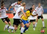 FUSSBALL  Olympia 2008   Halbfinale  Frauen   Brasilien - Deutschland