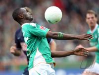 Fussball 1. Bundesliga: Werder, SANOGO Einzelaktion