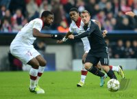 Fussball CHL&Atilde; Saison 12/13:  Aurelien Chedjou (li, LOSC Lille) gegen Franck Beria (Mitte, LOSC Lille) gegen Xherdan Shaqiri (FC Bayern Muenchen)