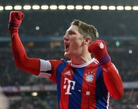 Fussball 1. Bundesliga Saison 14/15: JUBEL Bastian Schweinsteiger (FC Bayern Muenchen)