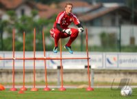Fussball 1. Bundesliga Saison   2011/2012 : Torwart Manuel Neuer (FC Bayern Muenchen)