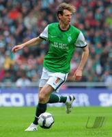 FUSSBALL, 1. BUNDESLIGA, 34. Spieltag: Bremen, BOROWSKI Einzelaktion