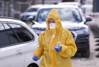 Corona Teststelle Tuebingen: Corona-Drive-In auf dem Tuebinger Festplatz