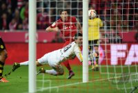 Fussball 1. Bundesliga Saison 15/16: FC Bayern Muenchen - Borussia Dortmund